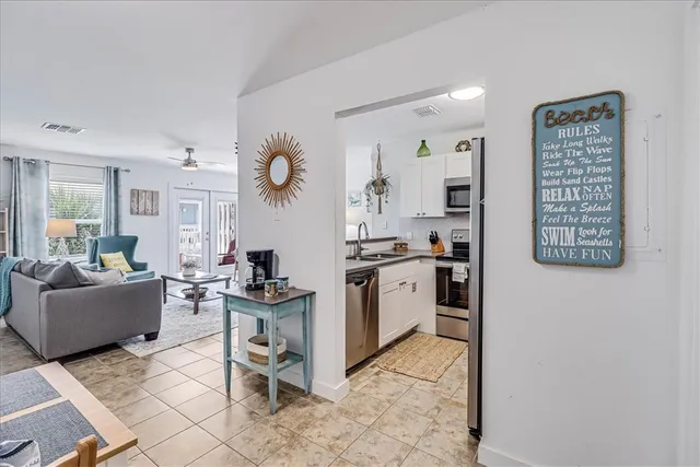 $2,500 | 4901 Highway 361, Unit 204, Port Aransas, TX 78373