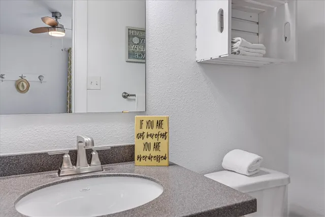 $2,500 | 4901 Highway 361, Unit 204, Port Aransas, TX 78373