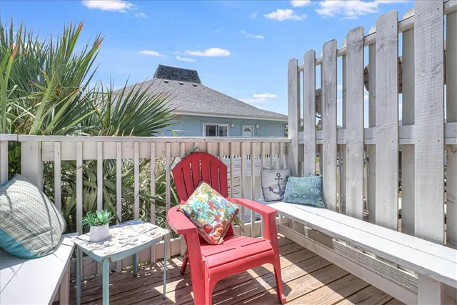 $2,500 | 4901 Highway 361, Unit 204, Port Aransas, TX 78373