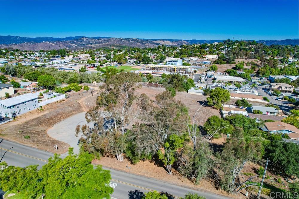 502 East Elder Street Fallbrook, CA 92028 - Photo 17 of 58 a view of a city with ocean view