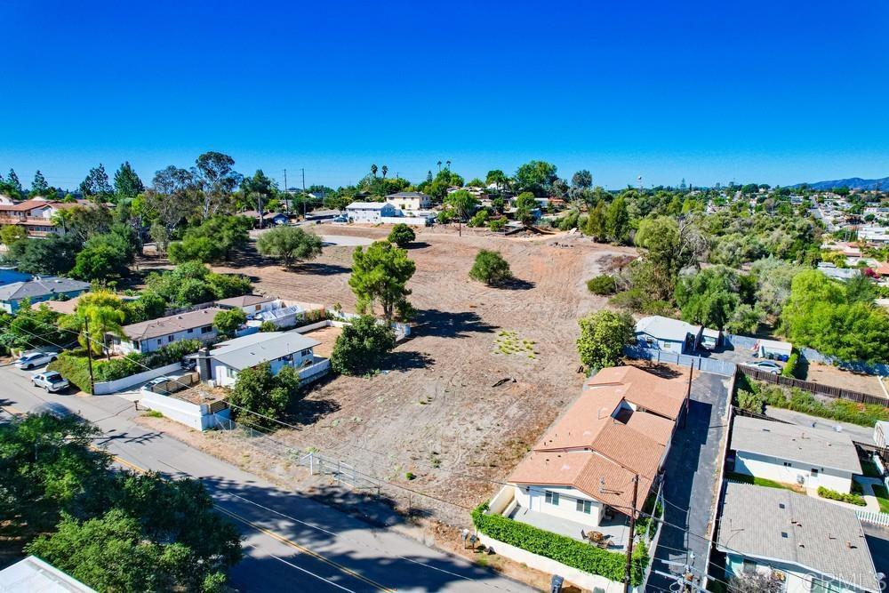 502 East Elder Street Fallbrook, CA 92028 - Photo 31 of 58 a view of a terrace