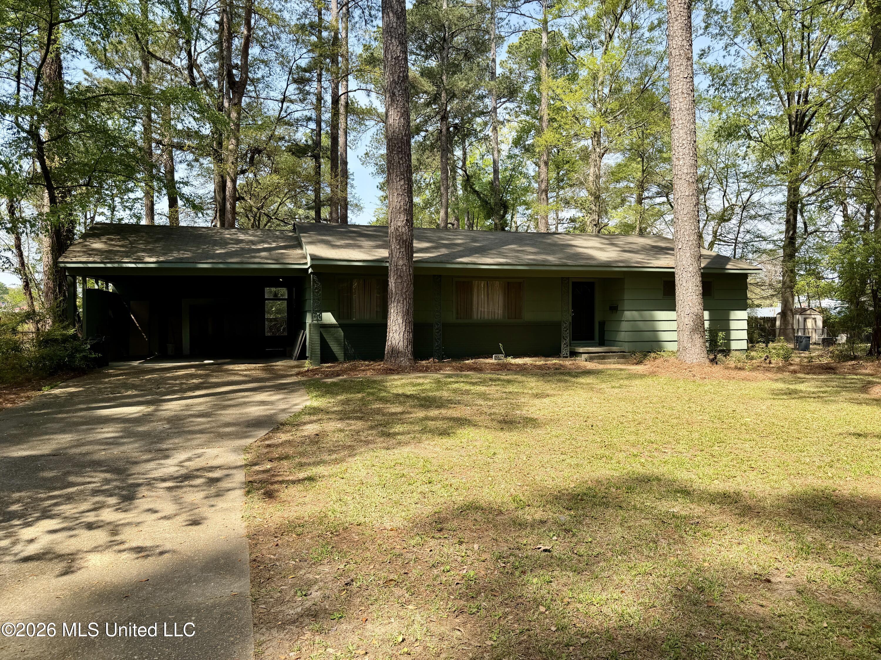 5447 Wayneland Drive Jackson, MS 39211 - Photo 4 of 23 IMG_1379