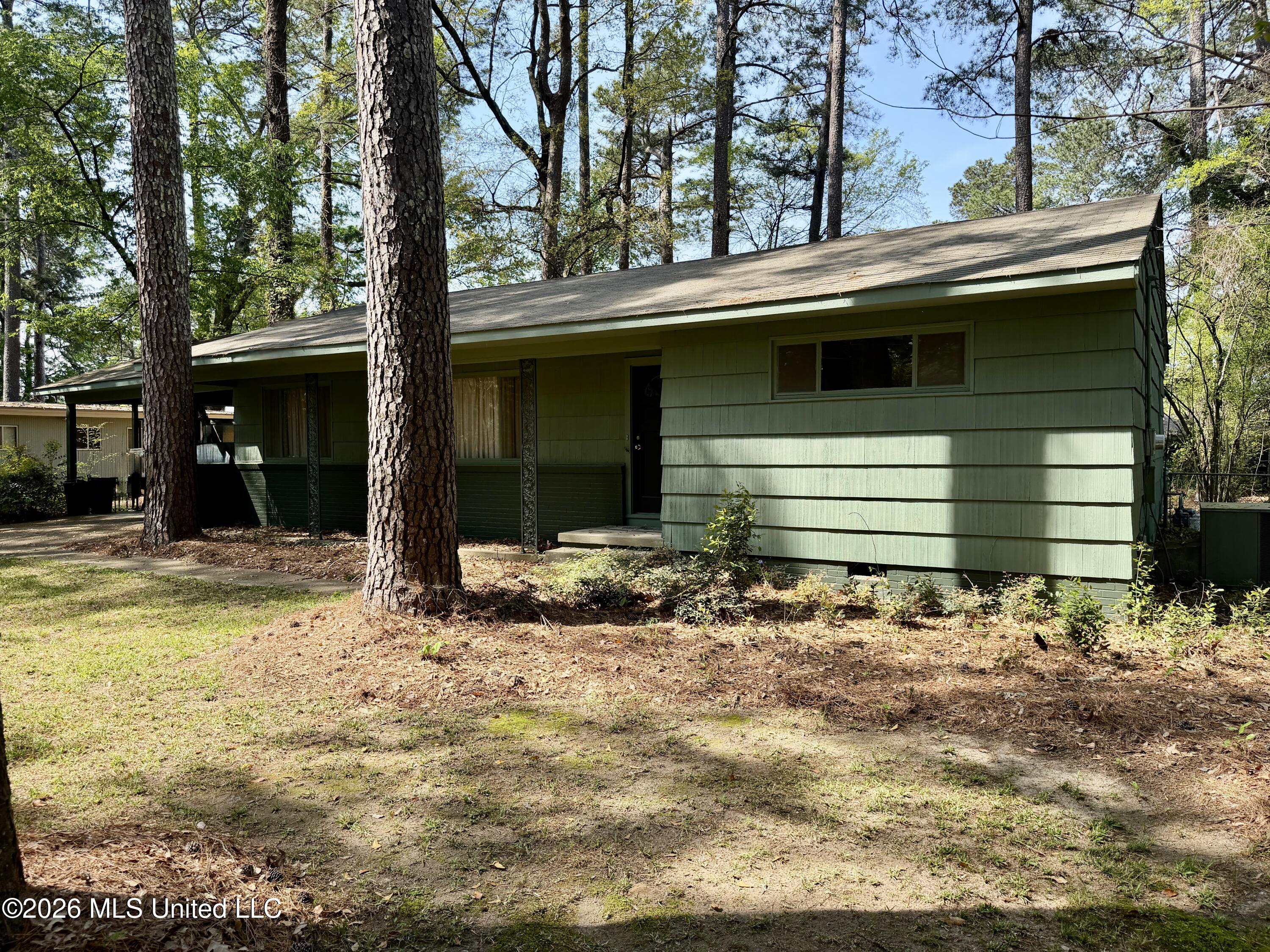 5447 Wayneland Drive Jackson, MS 39211 - Photo 6 of 23 IMG_1381