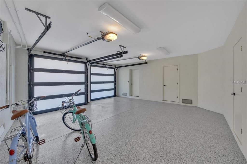 1406 Tangier Way Sarasota, FL 34239 - Photo 53 of 58