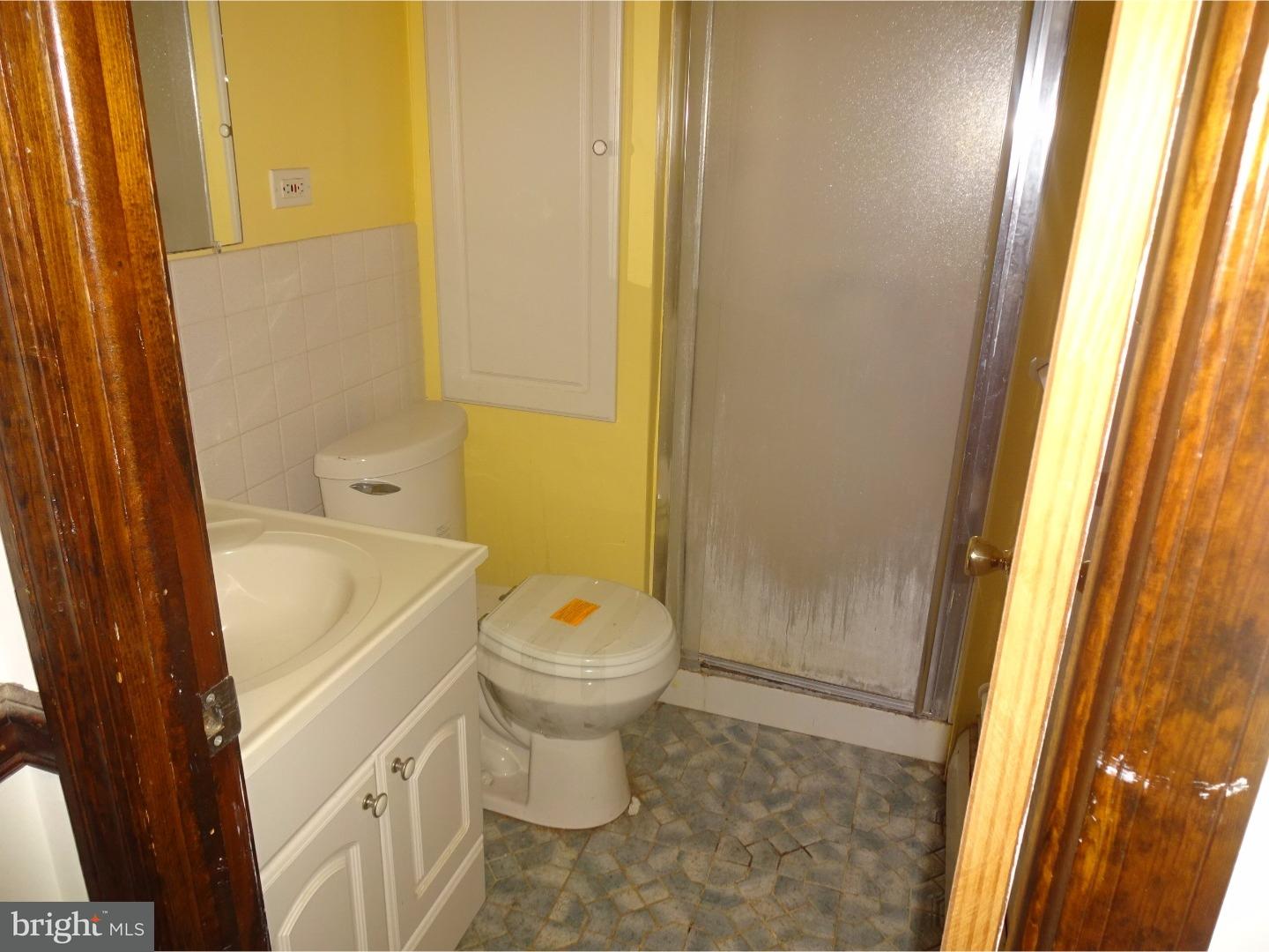 12604 Calpine Road Philadelphia, PA 19154 - Photo 13 of 19 In-law Suite
