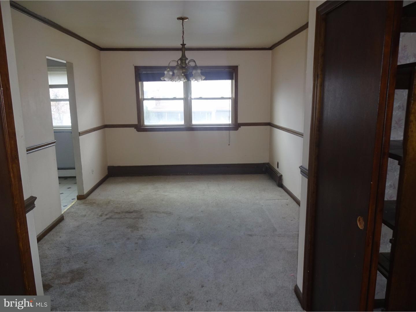 12604 Calpine Road Philadelphia, PA 19154 - Photo 6 of 19 Dining Room