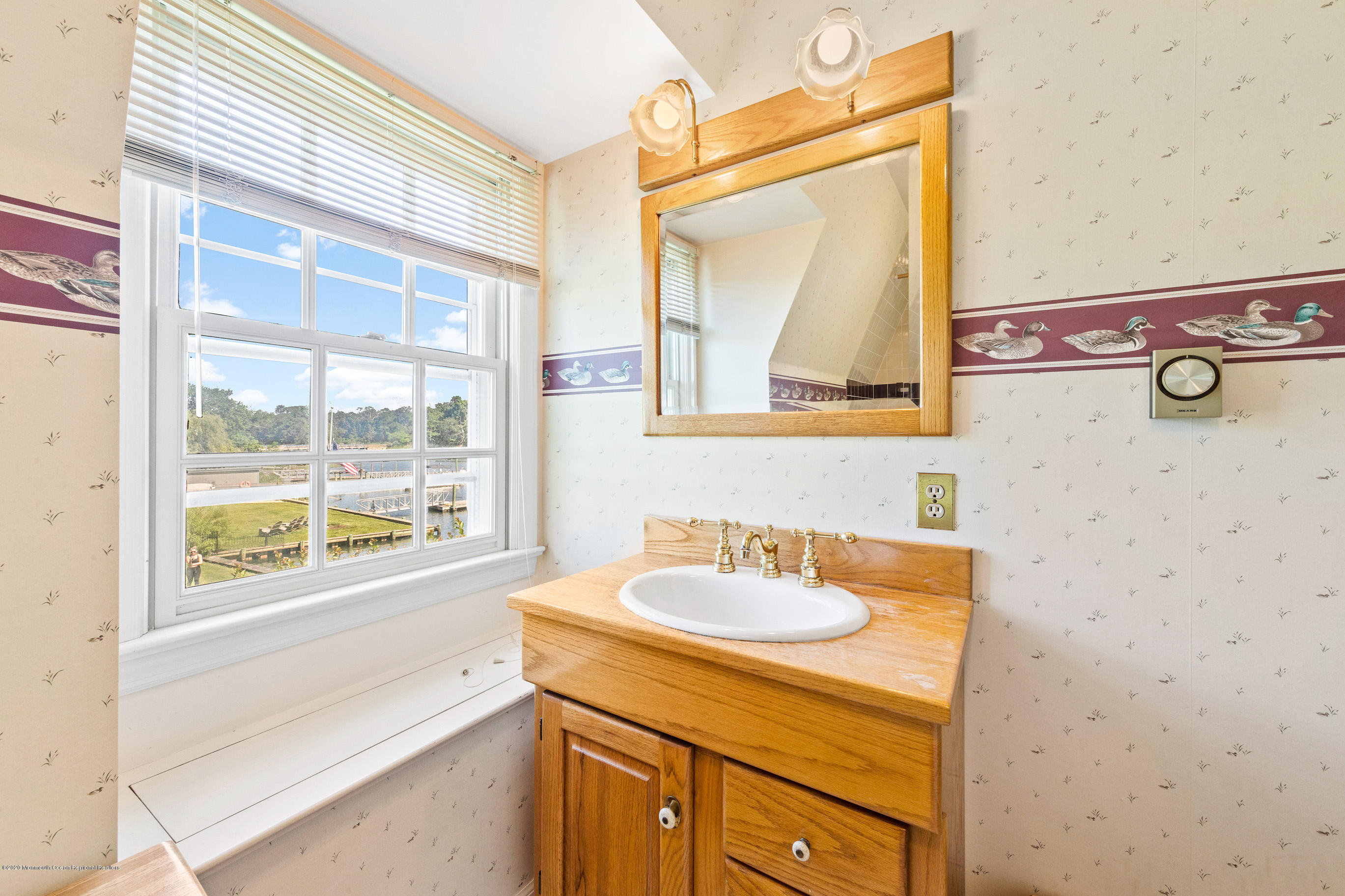 459 Locust Point Road Rumson, NJ 07760 - Photo 50 of 79 459LocustOnline-56