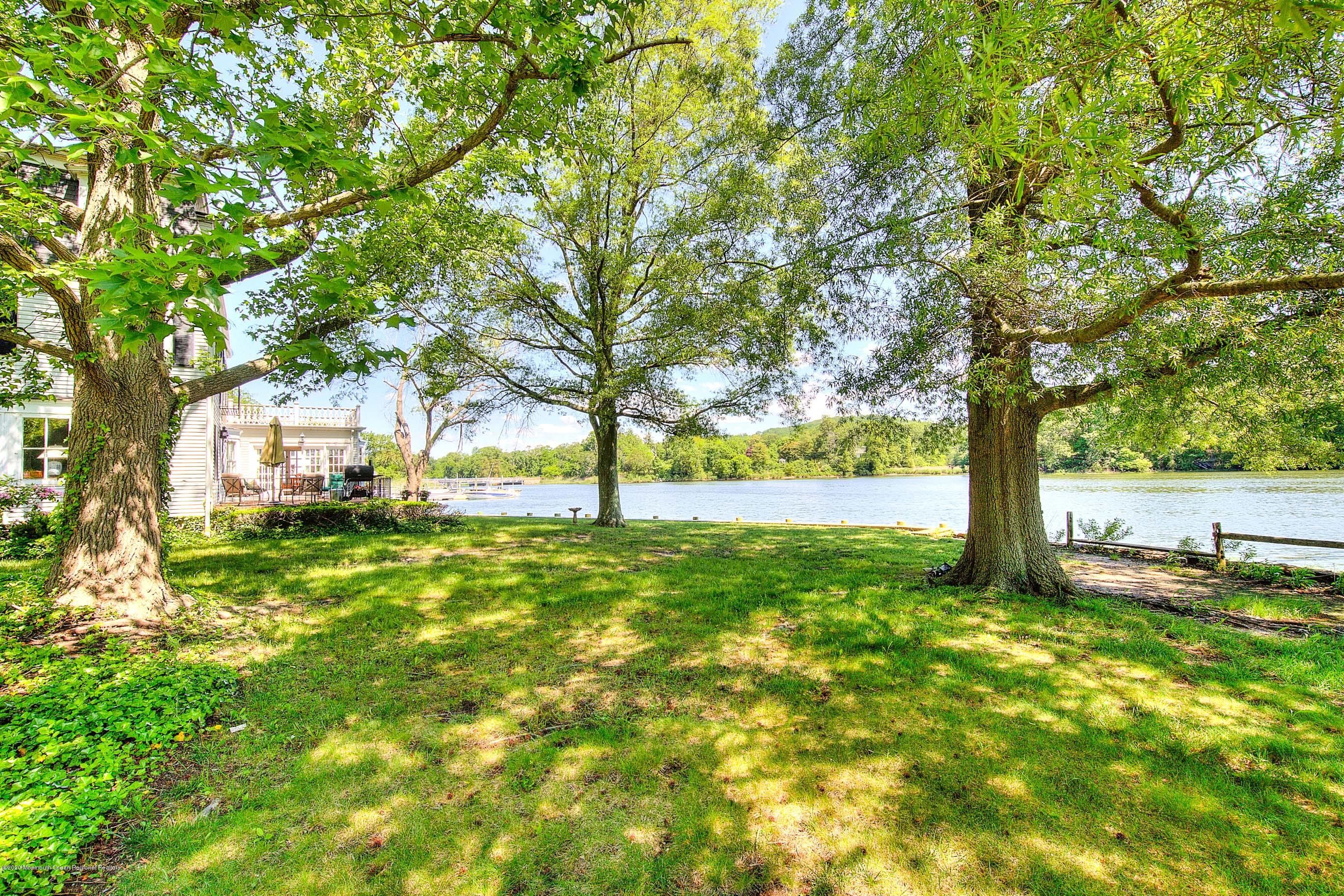 459 Locust Point Road Rumson, NJ 07760 - Photo 61 of 79 459LocustOnline-68