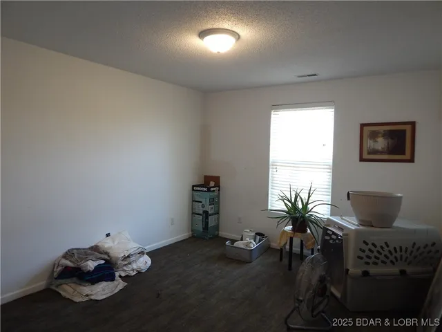 $389,000 | 96 Skylark Lane, Linn Creek, MO 65052