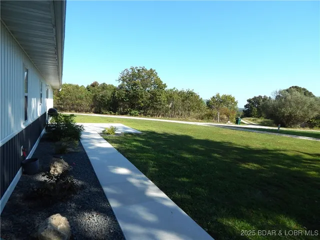 $389,000 | 96 Skylark Lane, Linn Creek, MO 65052