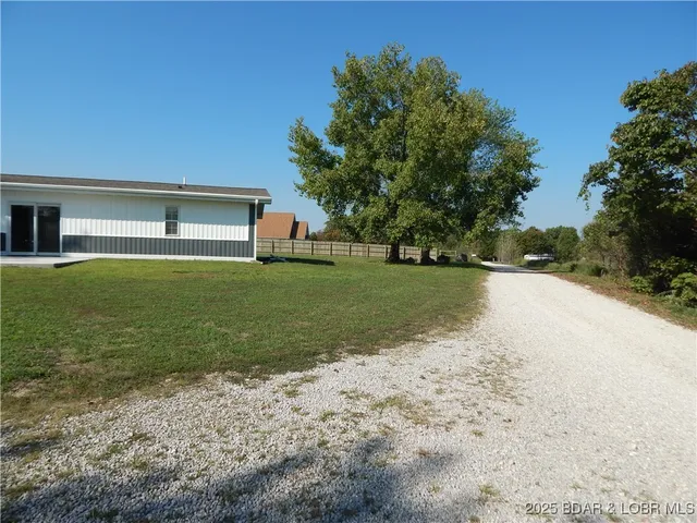 $389,000 | 96 Skylark Lane, Linn Creek, MO 65052