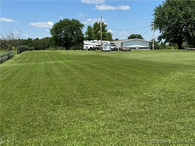 $389,000 | 96 Skylark Lane, Linn Creek, MO 65052