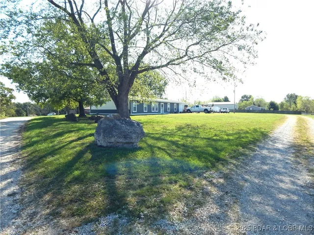 $389,000 | 96 Skylark Lane, Linn Creek, MO 65052