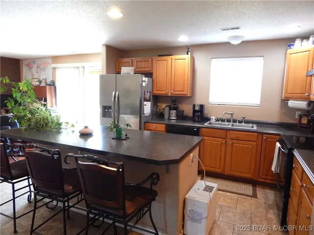 $389,000 | 96 Skylark Lane, Linn Creek, MO 65052