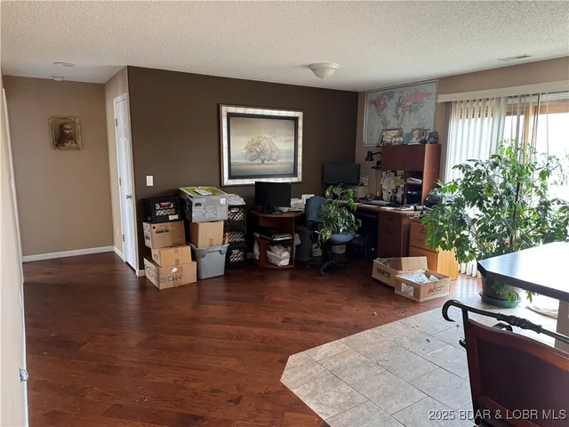 $389,000 | 96 Skylark Lane, Linn Creek, MO 65052