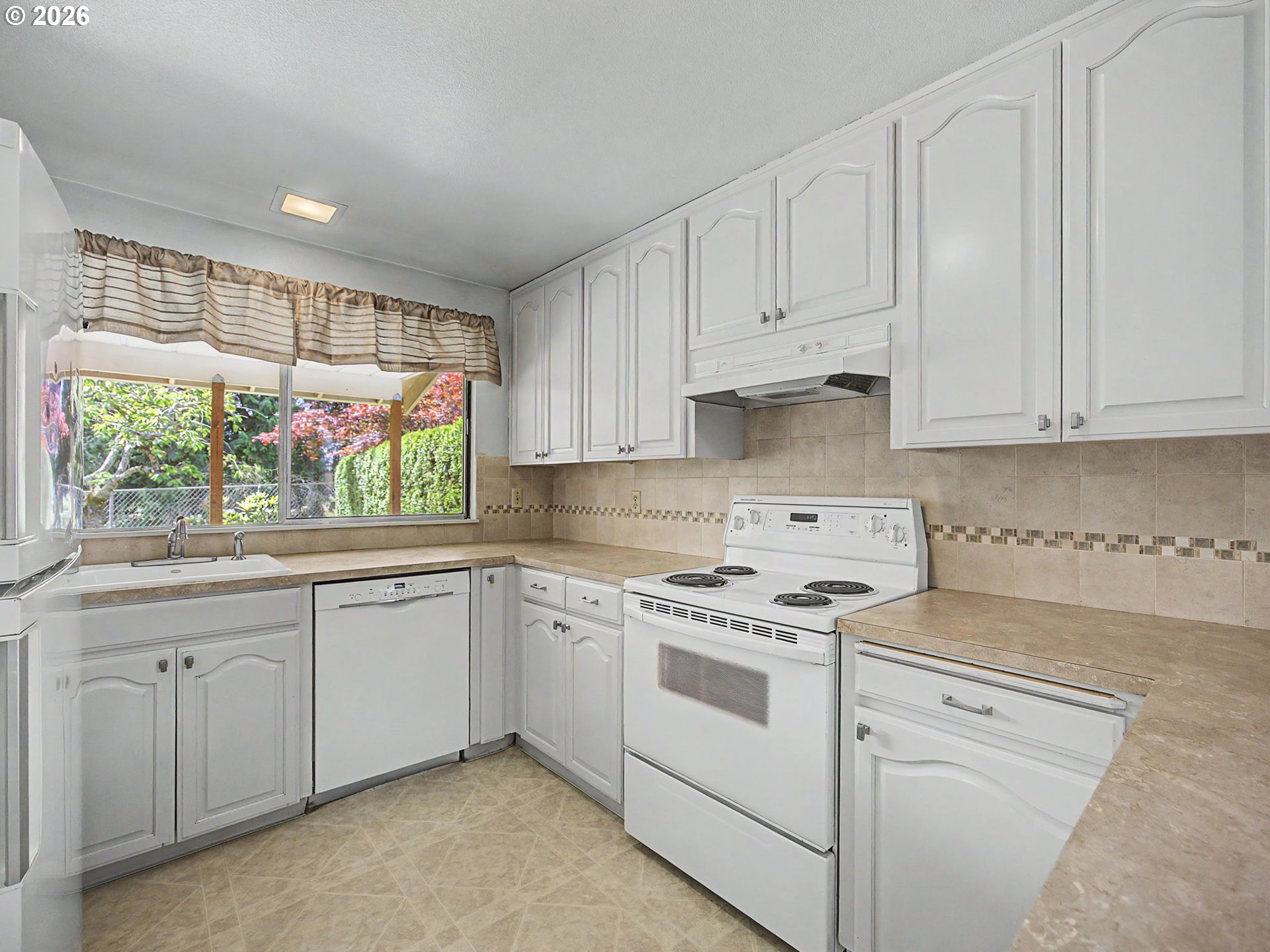 3550 Southwest 2nd Street Gresham, OR 97030 - Photo 17 of 45