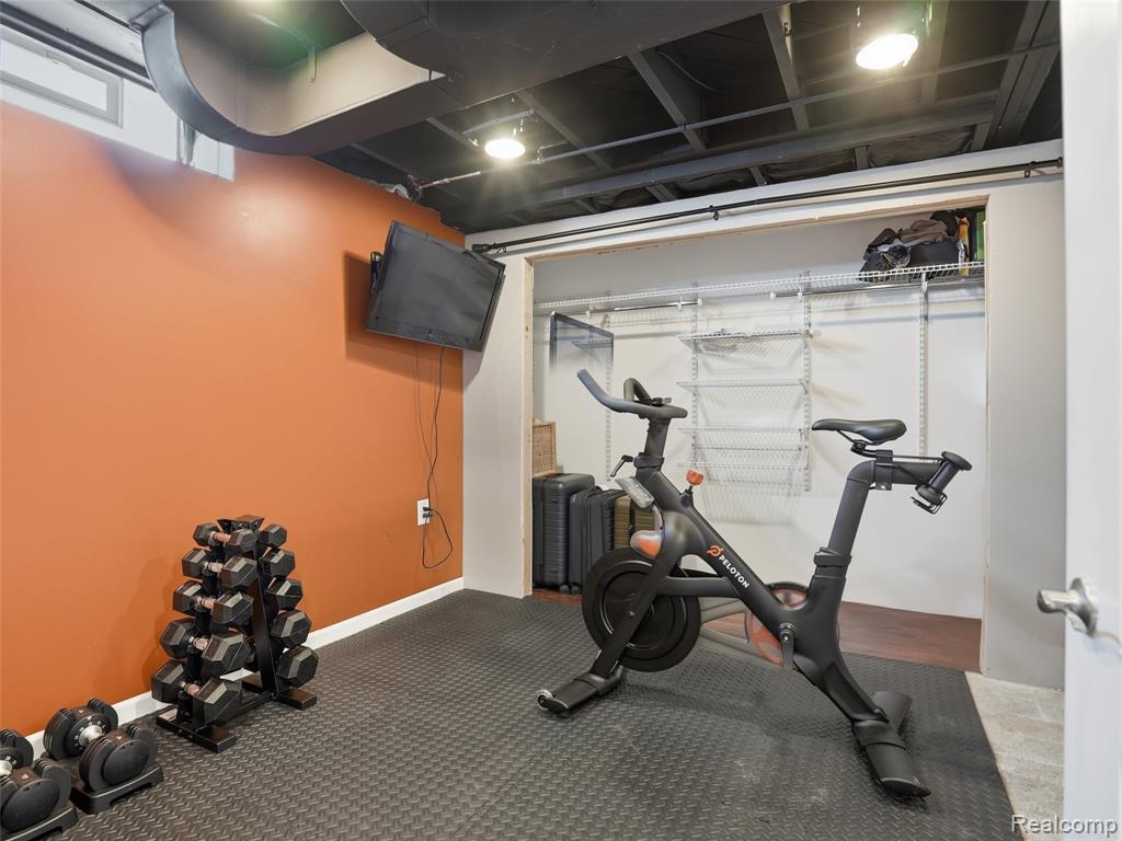 3933 Amherst Road Royal Oak, MI 48073 - Photo 24 of 31 Gallery Image 24