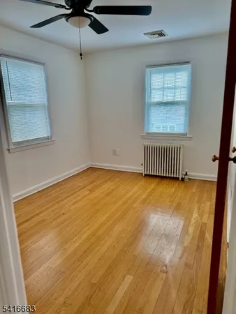$1,995 | 547 Willow Avenue, Garwood, NJ 07027