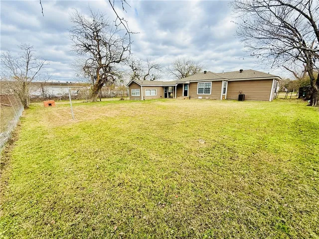 $199,999 | 1413 Burt Street, Bryan, TX 77802