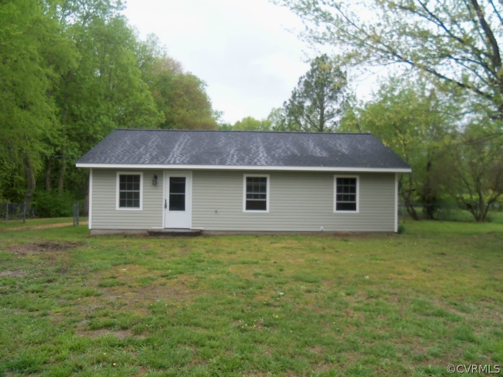 7944 Ark Road Gloucester, VA 23061 - Photo 3 of 14 Gallery Image 3