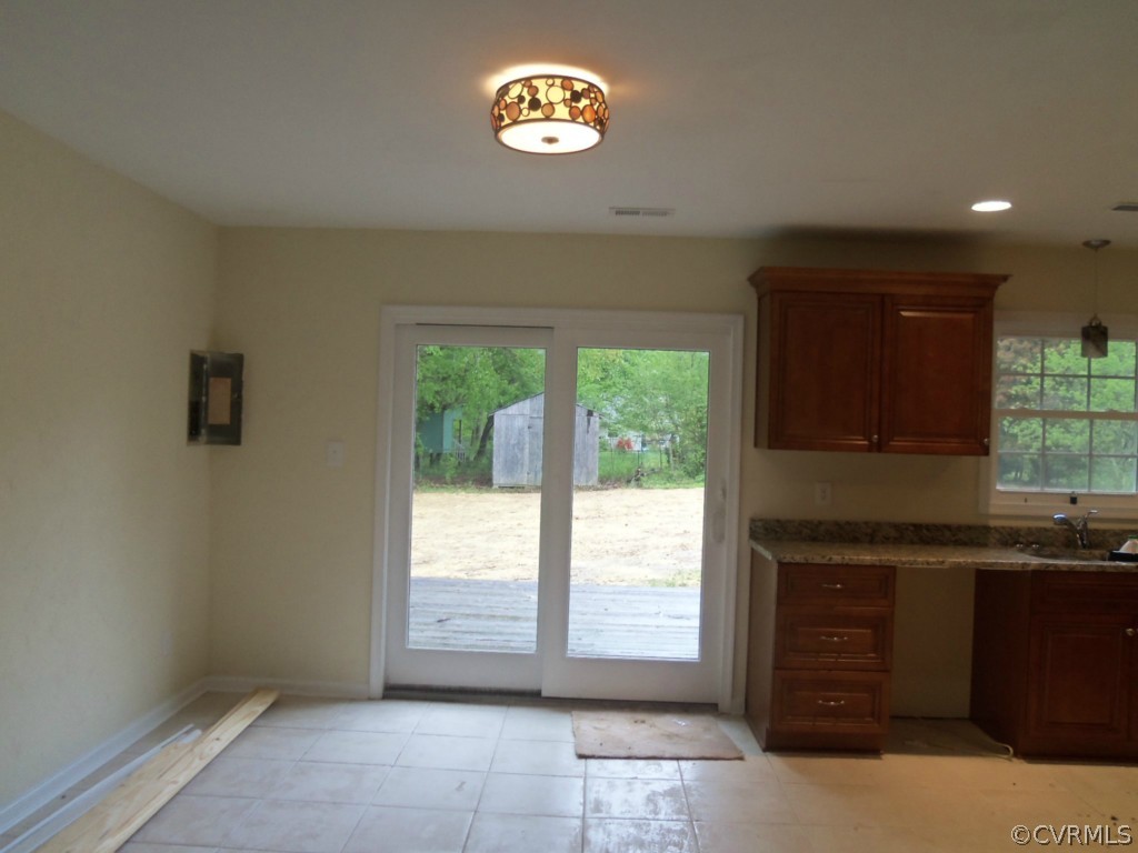 7944 Ark Road Gloucester, VA 23061 - Photo 10 of 14 Gallery Image 10