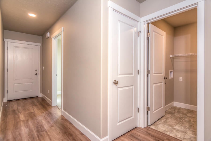 2570 Southwest Newberry Loop Redmond, OR 97756 - Photo 10 of 25 26th St NW 677 Web (5 of 41)