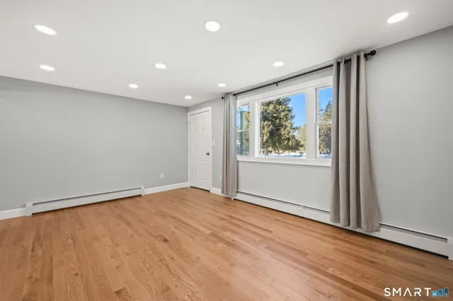 $535,000 | 42 Keene Place, Farmington, CT 06085