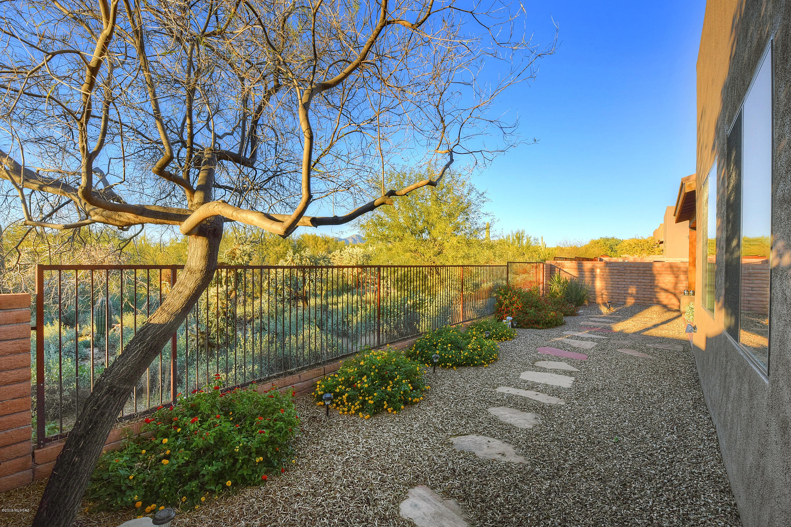11439 North Moon Ranch Place Marana, AZ 85658 - Photo 26 of 31