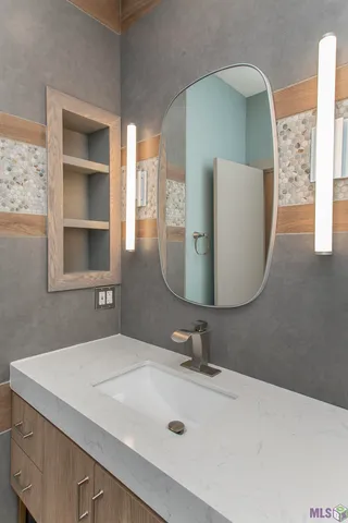 $135,000 | 2866 Steamship Circle, Unit 3A, New Orleans, LA 70123