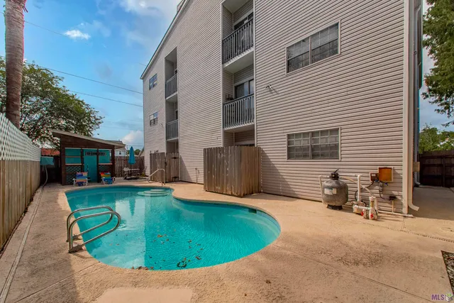 $135,000 | 2866 Steamship Circle, Unit 3A, New Orleans, LA 70123