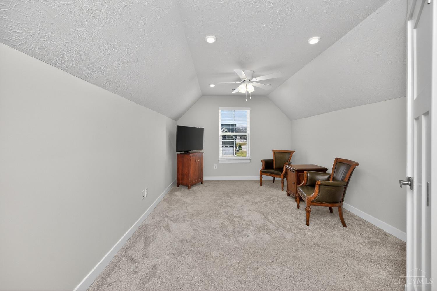 5973 Old Pebble Path Middletown, OH 45044 - Photo 20 of 39