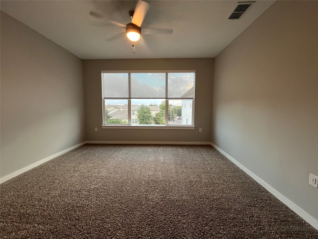11402 Pastini Circle Manchaca, TX 78652 - Photo 19 of 21 an empty room with a window