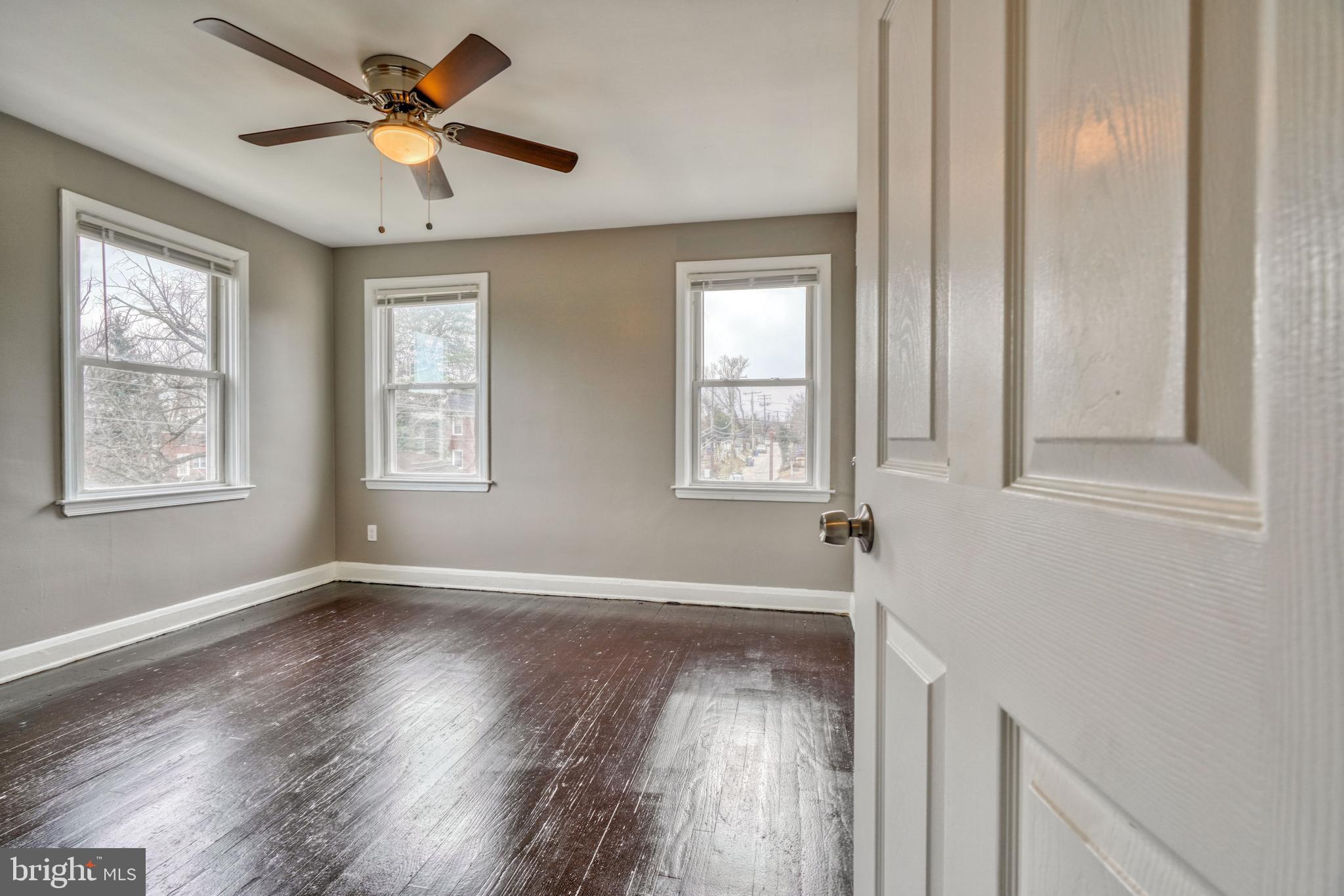 4300 Cedar Garden Road Baltimore, MD 21229 - Photo 22 of 46