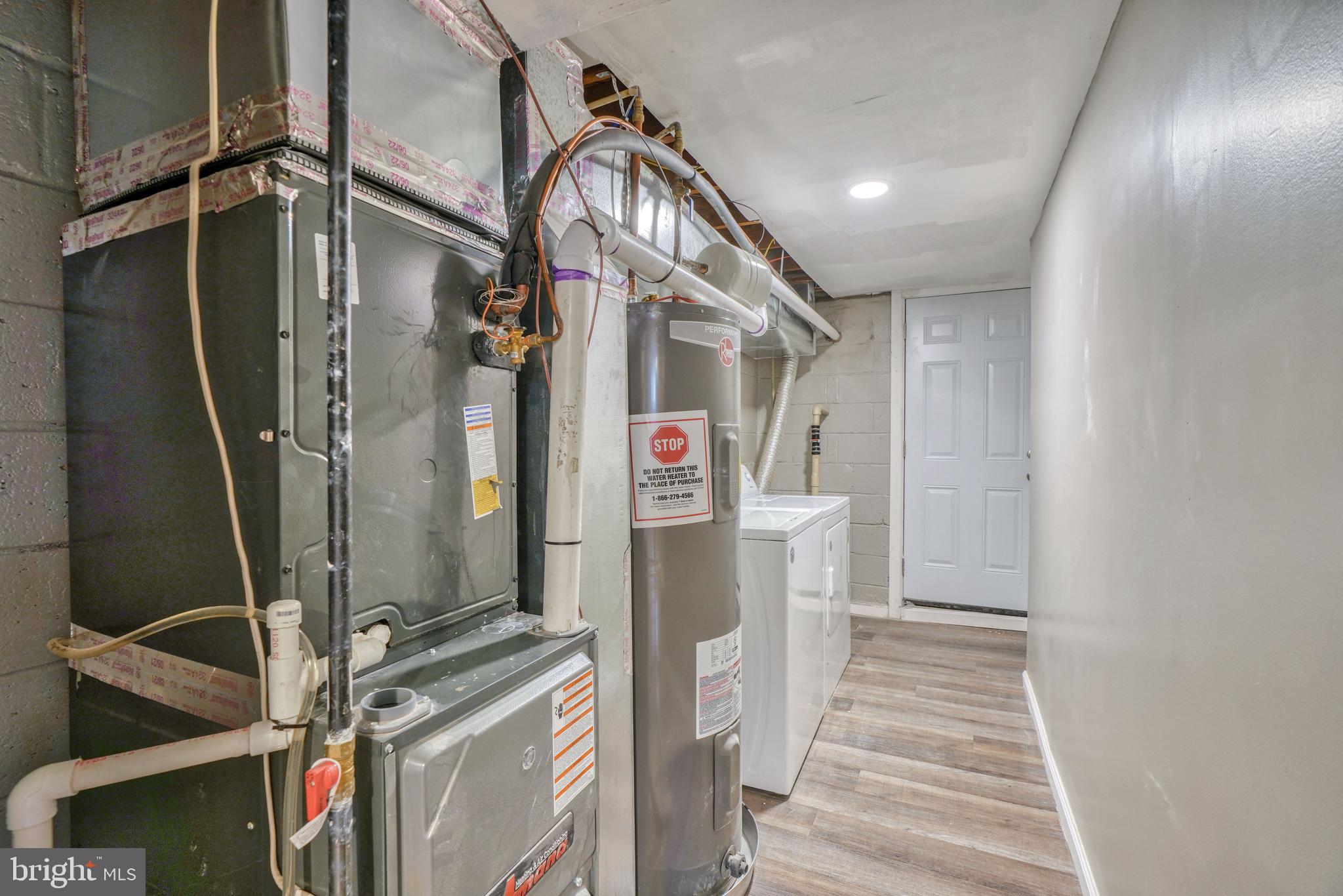 4300 Cedar Garden Road Baltimore, MD 21229 - Photo 41 of 46