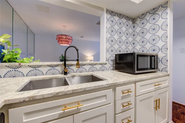 $197,000 | 939 Wax Myrtle Lane, Houston, TX 77079