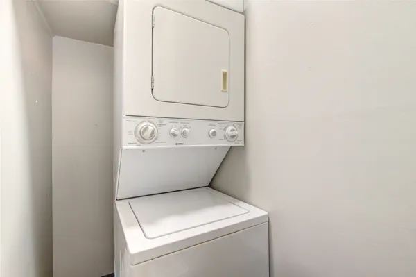 $197,000 | 939 Wax Myrtle Lane, Houston, TX 77079