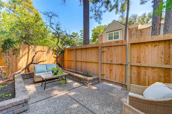 $197,000 | 939 Wax Myrtle Lane, Houston, TX 77079