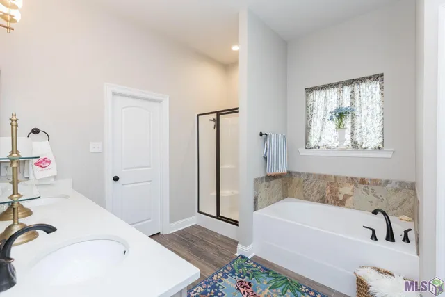 $3,300 | 6211 Lake Edge Drive, Baton Rouge, LA 70820