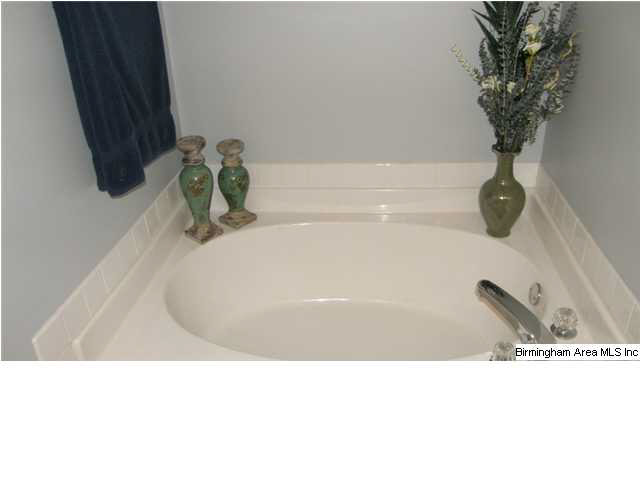 4042 Forest Lakes Road Sterrett, AL 35147 - Photo 7 of 30