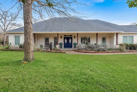 $575,000 | 56 Sammy Snead Drive, Hilltop Lakes, TX 77871