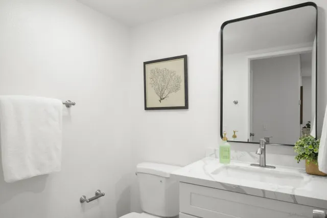 $879,900 | 4468 White Pine Way, Oceanside, CA 92057