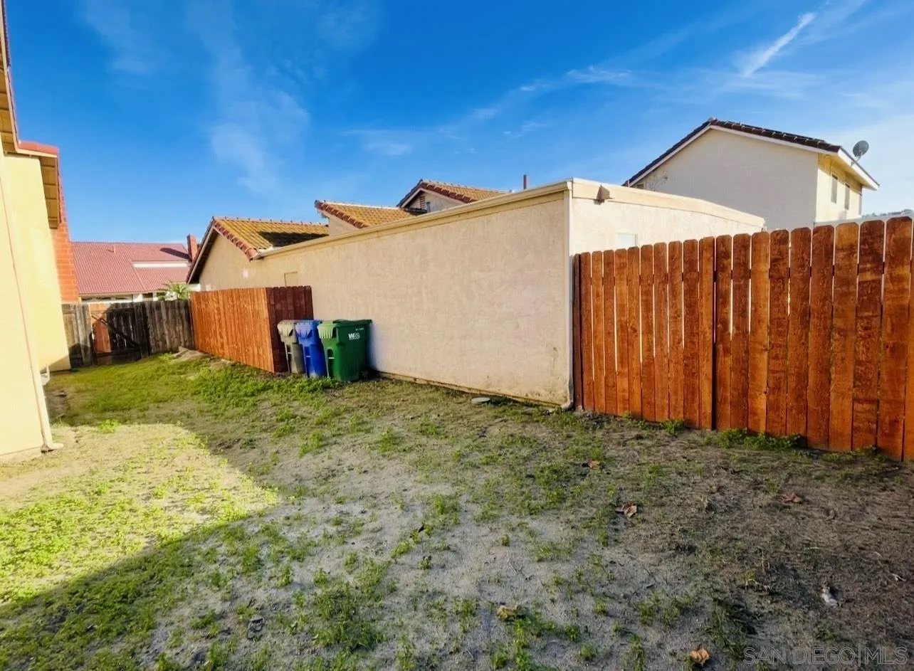 4468 White Pine Way Oceanside, CA 92057 - Photo 35 of 45