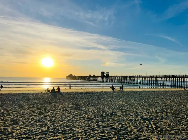 $879,900 | 4468 White Pine Way, Oceanside, CA 92057