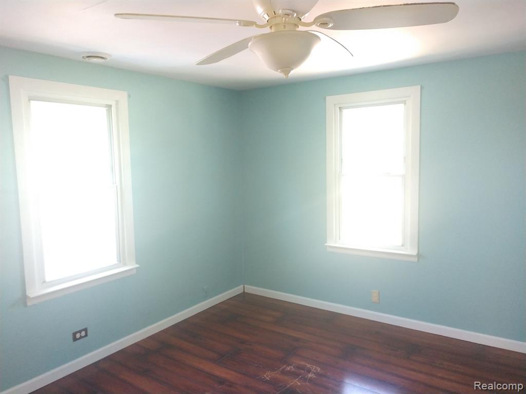 17947 Reed Street Melvindale, MI 48122 - Photo 16 of 25