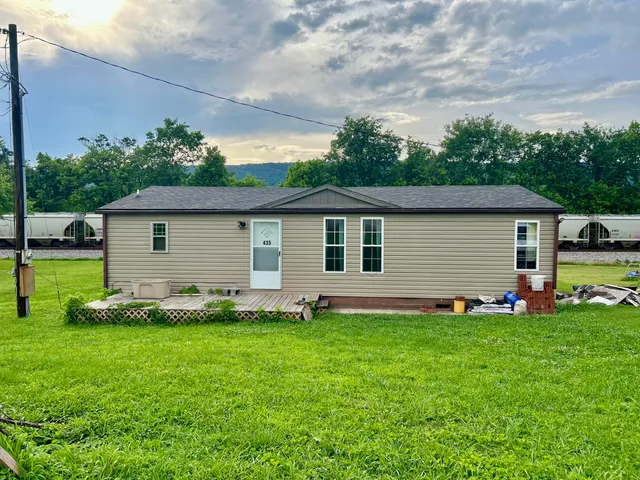 $180,000 | 427 Medlin Pike, Evensville, TN 37332