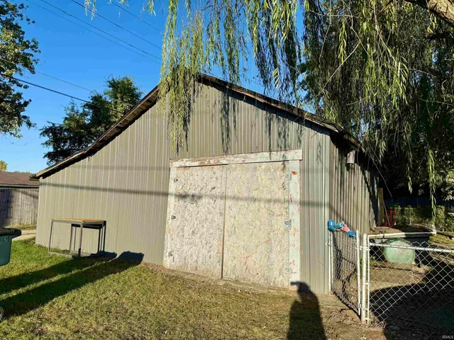 $64,900 | 1822 West 7th Street, Muncie, IN 47302