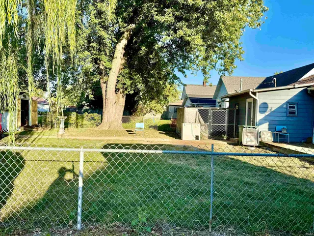 $64,900 | 1822 West 7th Street, Muncie, IN 47302