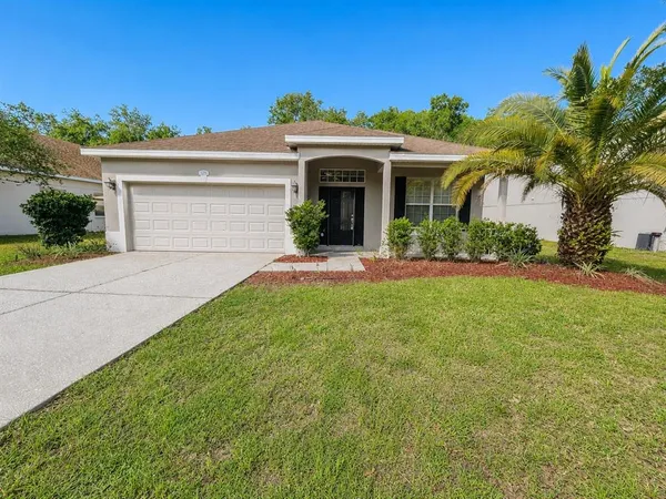 $2,100 | 11920 Palm Bay Court, New Port Richey, FL 34654