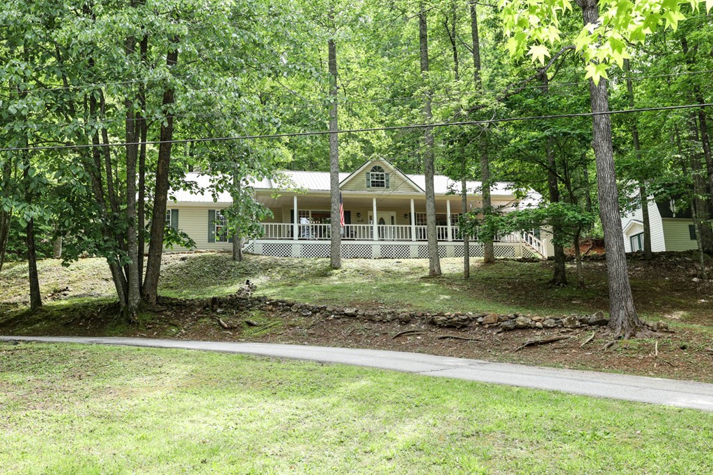 72 Spring Cove Road Blairsville, GA 30512 - Photo 12 of 64 Gallery Image 12