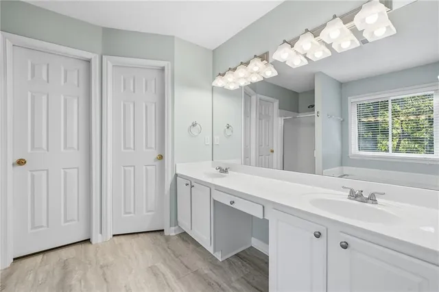 $365,000 | 204 Kenninghall Lane, Unit 6, Smyrna, GA 30082